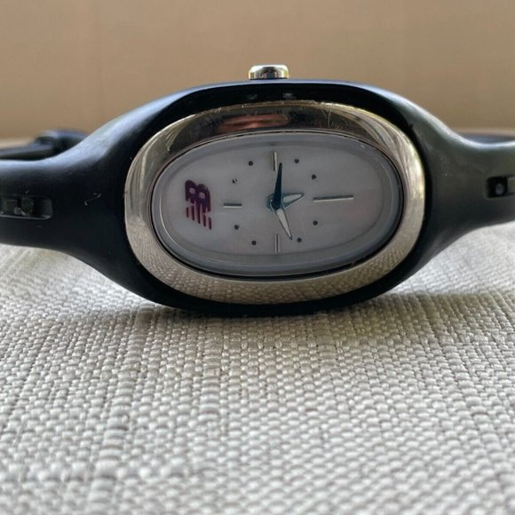 New Balance Women Watch Black Rubber Band Sport Analog Quartz Watch - Picture 6 of 11